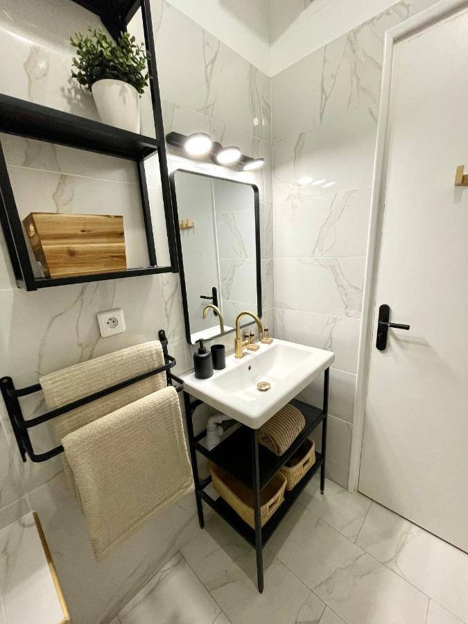 Cosy Cocoon - 2 To 4 Travelers. Apartment Nice Exterior photo